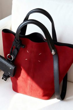 Chic Red Large Capacity Suede Bucket Bag