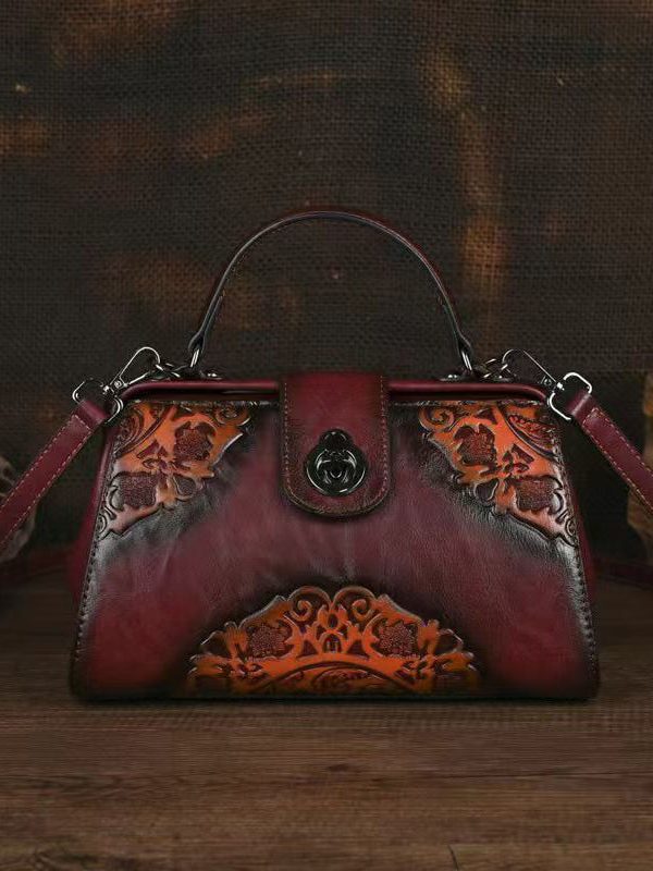 Chinese Style Red Embossed Durable Calf Leather Messenger Bag