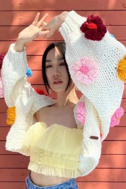 Chunky Colorful Floral Cardigan