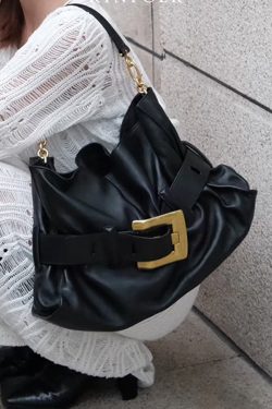 Classy Black Solid Durable Faux Leather Flap Bag