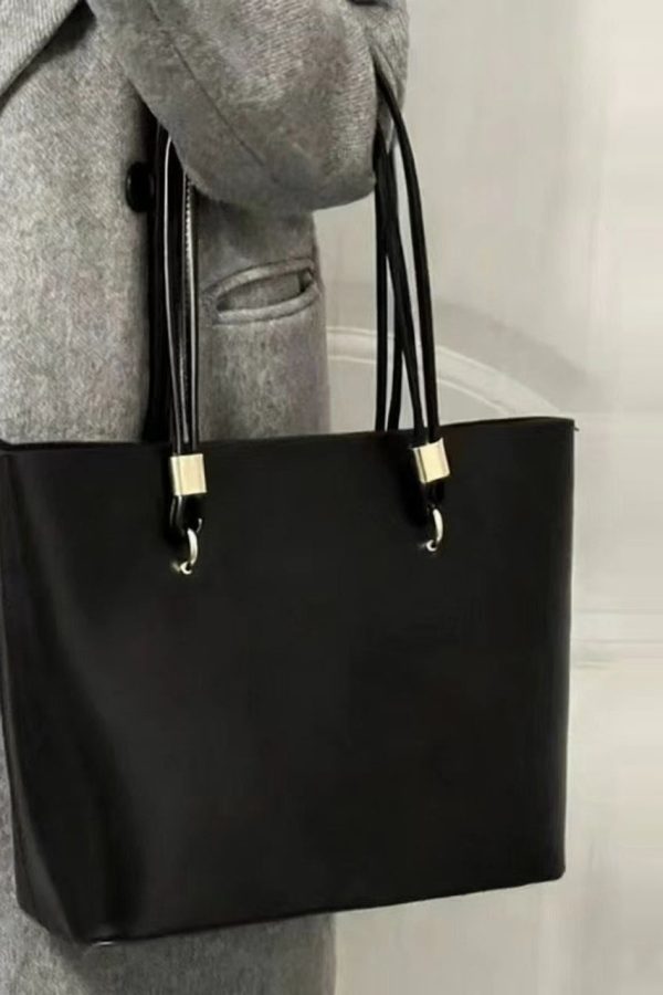 Classy Black Solid Durable Large Capacity Faux Leather Shoulder Bags