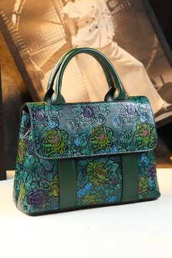 Classy Brown Embossed Large Capacity Calf Leather Tote Handbag