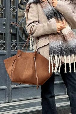 Classy Chocolate Sector Large Capacity Suede Shoulder Bags