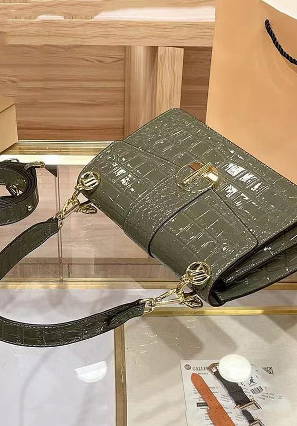 Classy Green Durable Calf Leather Satchel Bag Handbag