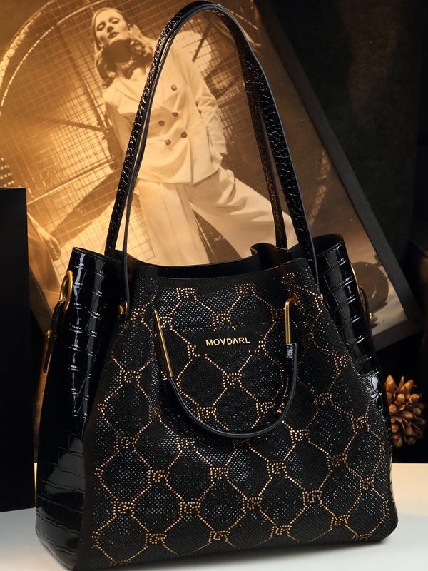 Classy Large Capacity Versatile Faux Leather Tote Handbag