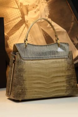 Classy White Embossed Large Capacity Calf Leather Tote Handbag