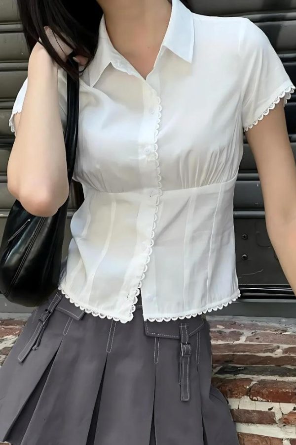 College Shirt With Striped Tie