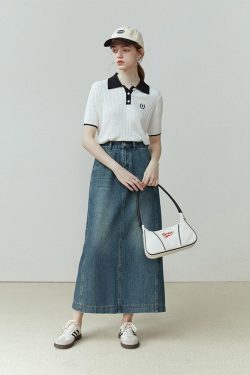 College Style Short Sleeve Sweater