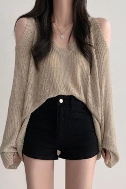 Cut-Out Shoulder Loose Knit Sweater