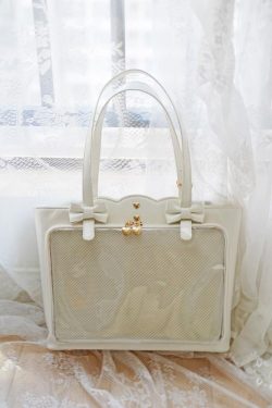 Cute Bow Ita Shoulder Bag