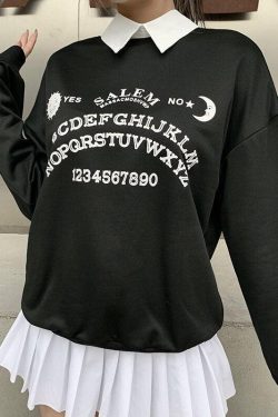 Dark Academia Letter Print Sweatshirt