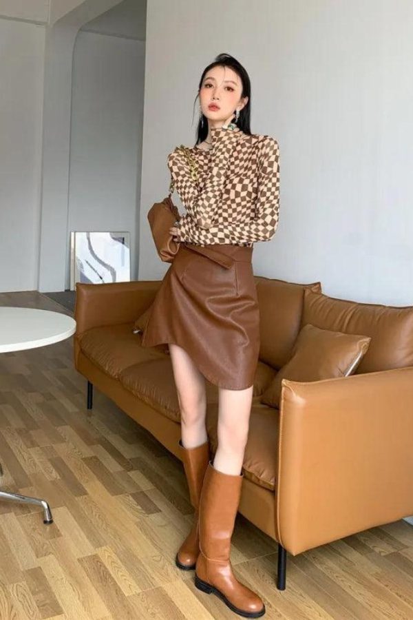 Deformed Checked Top