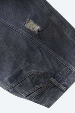 Distressed Baggy Jeans