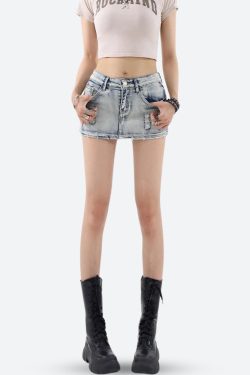 Distressed Low Rise Mini Skirt