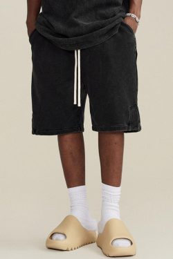Drawstring Waist Loose Shorts
