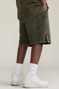 Drawstring Waist Loose Shorts