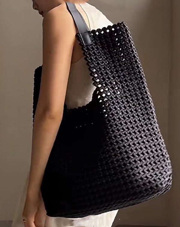 Elegant Black Large Capacity Hollow Out Shoulder Handbag