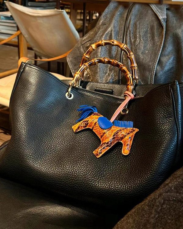 Elegant Black Large Capacity Solid Durable Leather Tote Handbag