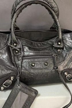 Elegant Versatile Red Sheepskin Rivet Tote Handbag