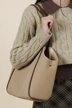 Elegant White Large Capacity Solid Durable Faux Leather Shoulder Bags