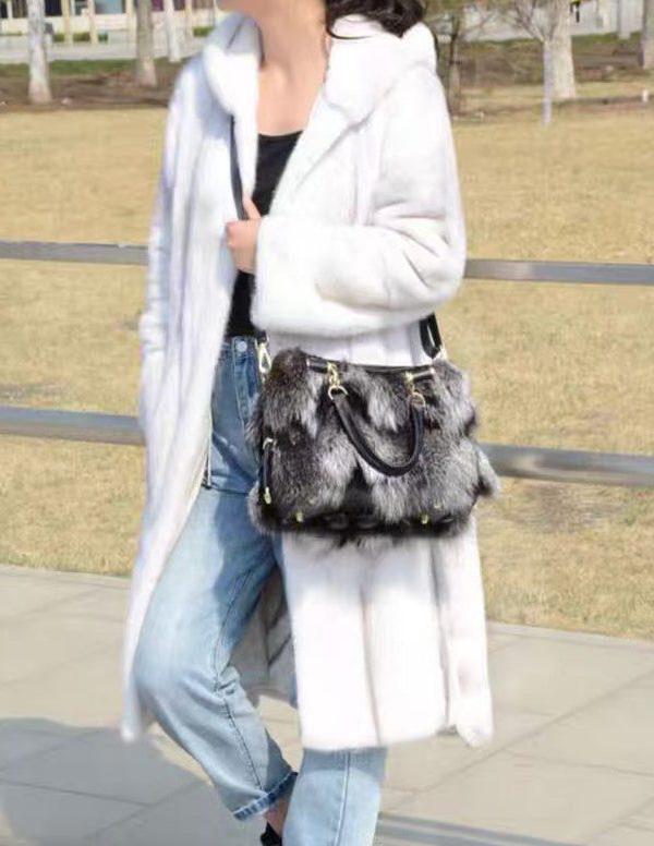 European And American Style Fox Fur Large Capacity Tote Handbag