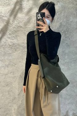 Fashion Army Green Large Capacity Calf Leather Messenger Bag