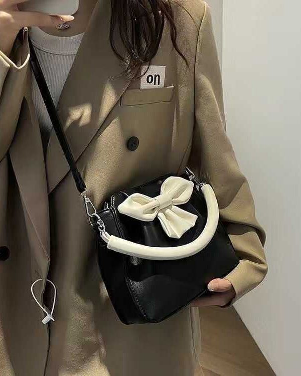 Fashion Black Bow Patchwork Faux Leather Tote Handbag