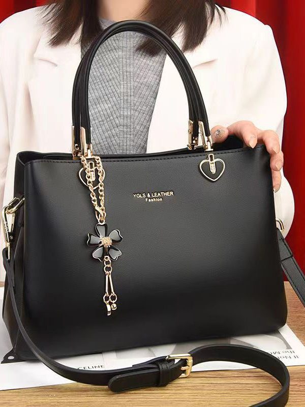 Fashionable And Versatile Apricot Leather Large Capacity Handbag