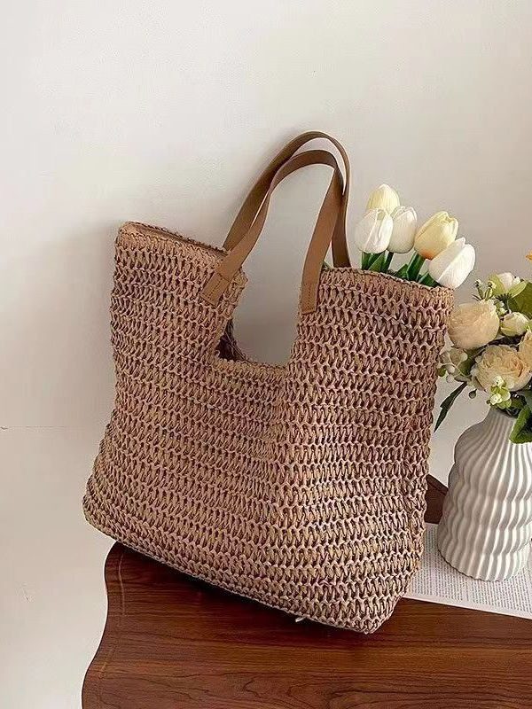 Fashionable Green Versatile Large Capacity Straw Woven Shoulder Bag