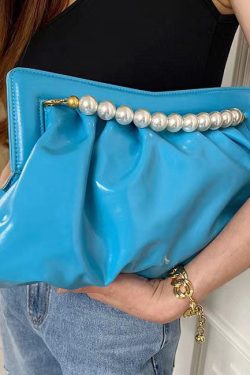 Fashionable Versatile Red Pleated Pearl Handbag