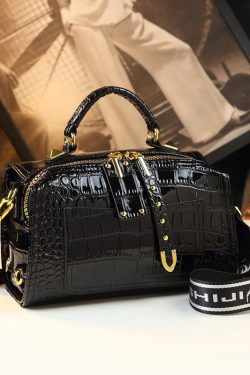 Fine Alligator Pattern Durable CrossBody Women Handbags
