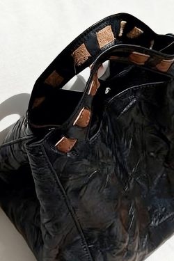 Fine Black Wrinkled Large Capacity Leather Tote Handbag
