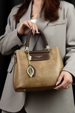 Fine Red Versatile Durable Leather Tote Handbag