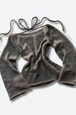 Flare Sleeved Knit Backless Top