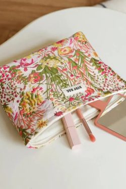 Floral Embroidered Makeup Bag