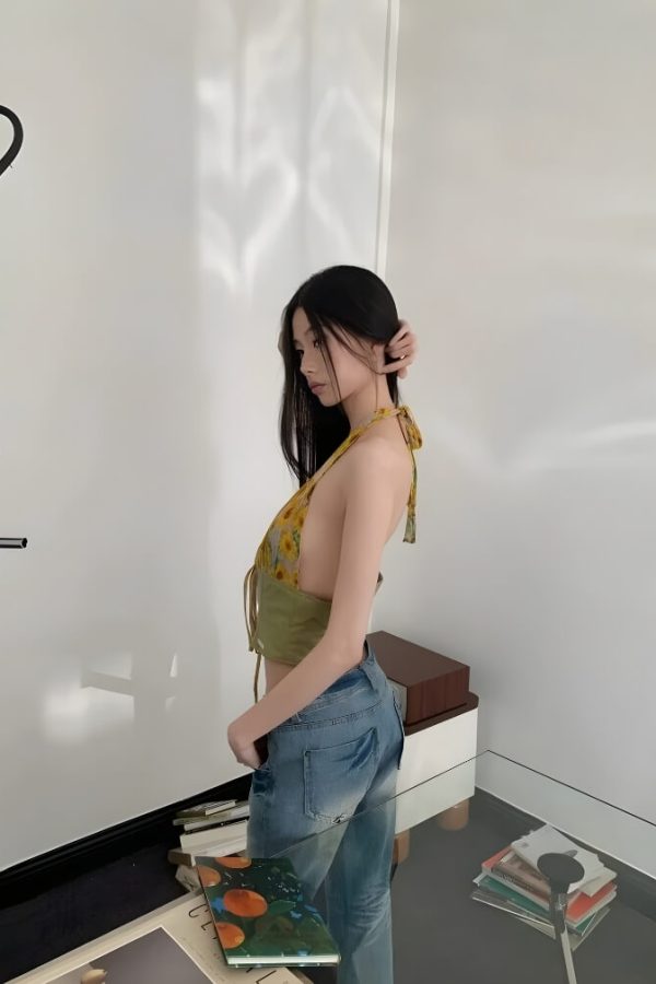 Floral Tie Front Halter Crop Top