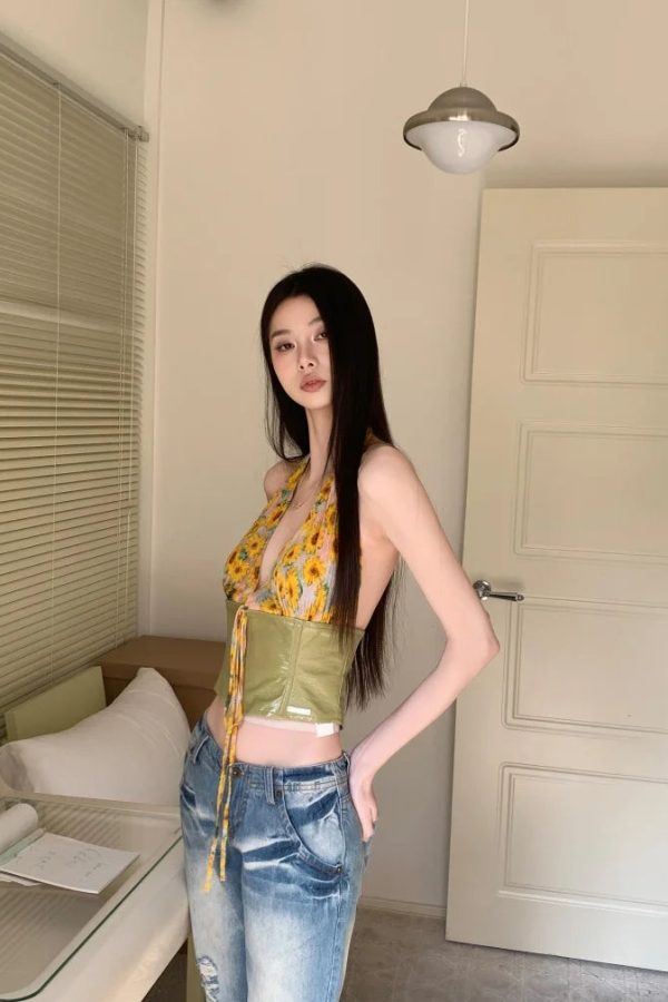 Floral Tie Front Halter Crop Top