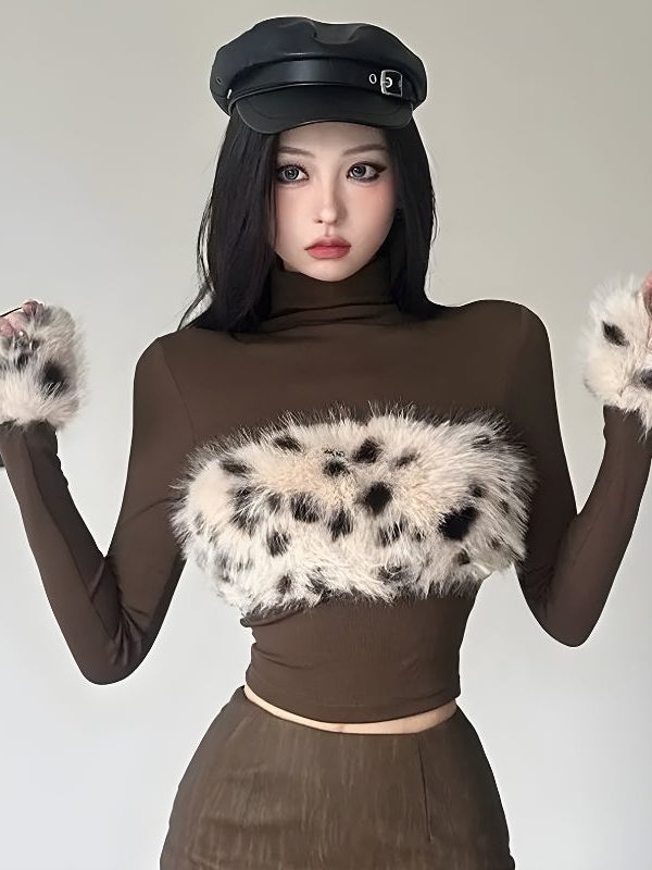 Fluffy Leopard Top