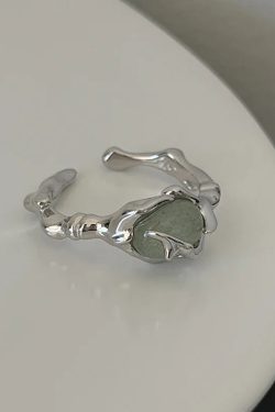 Gemstone Liquid Ring