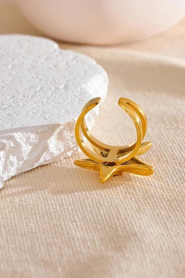 Gold Starfish Ring