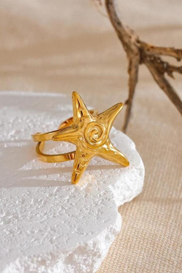 Gold Starfish Ring