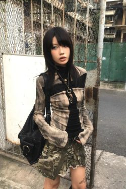 Grunge Cross Path Ribbed Top