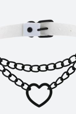 Grunge Heart Belted Choker Necklace