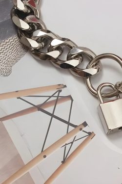 Grunge Lock Faux Leather Chain Belt