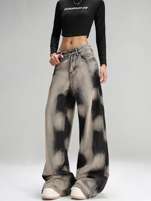 Grunge Sprayed Jeans