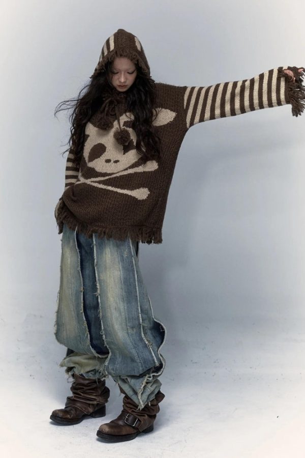 Grunge Tasseled Hooded Sweater