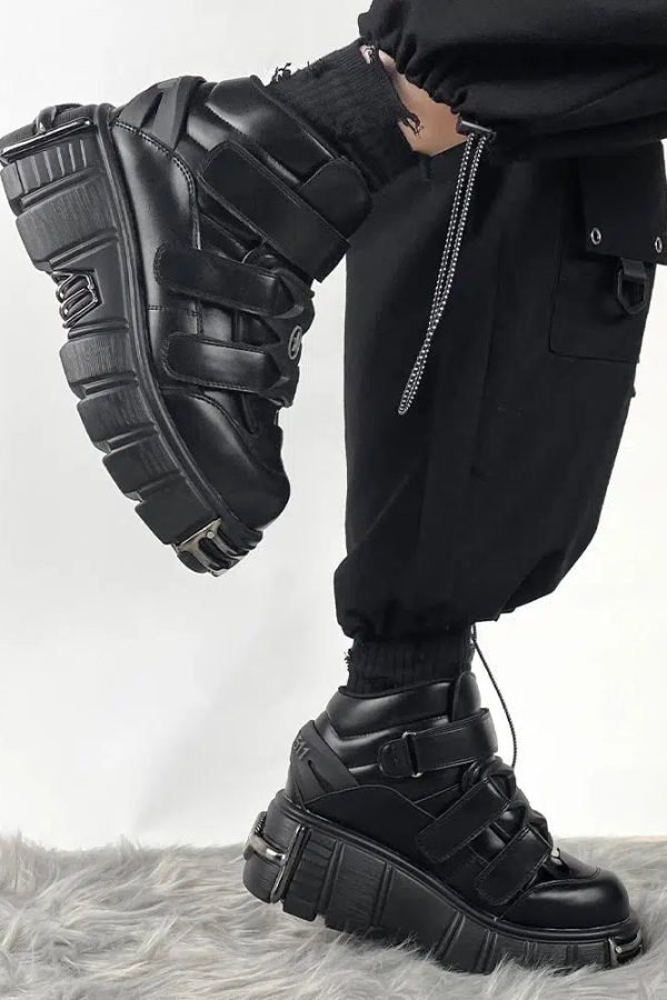 Grunge Velcro Strap Platform Boots