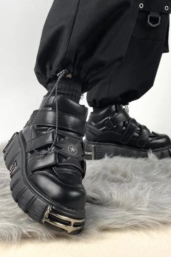 Grunge Velcro Strap Platform Boots