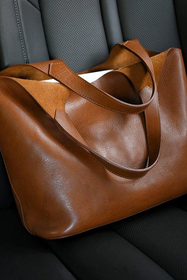 Handmade Brown Large Capacity Calf Leather Shoulder Bag