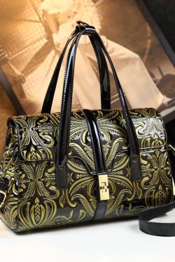 Handmade Retro Large Capacity Embossed Calf Leather Tote Handbag